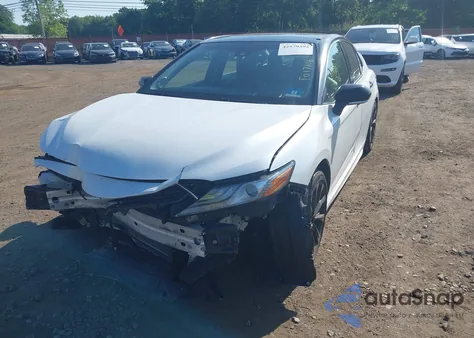 2018 Toyota Camry Xse V6 z USA, uszkodzony, nr VIN 4T1BZ1HK2JU003675